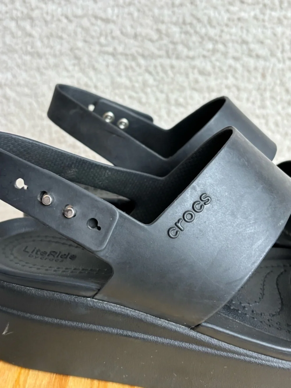 CROCS sandals womens
